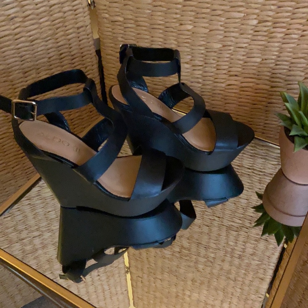 🖤NEW Aldo Black Leather 5.5" Wedge Platform Sandals size 7.5🖤